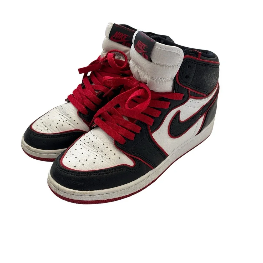 Nike Air Jordan 1 Retro High OG‎ Bloodline 575441-062 Size 6Y